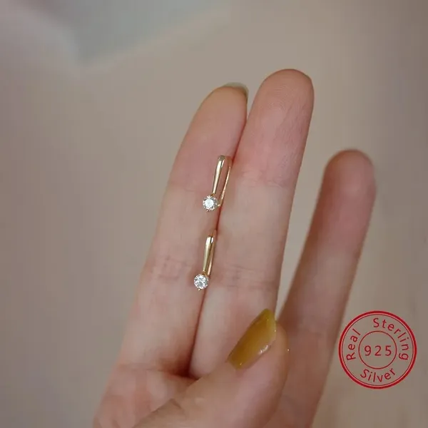 Gold_Stone_Earrings_For_Women